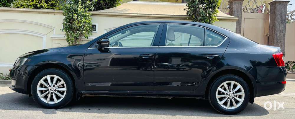 Skoda Octavia 2.0 Tdi Style Plus At, 2015, Diesel