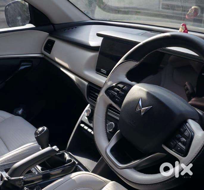 Mahindra Xuv700 2024