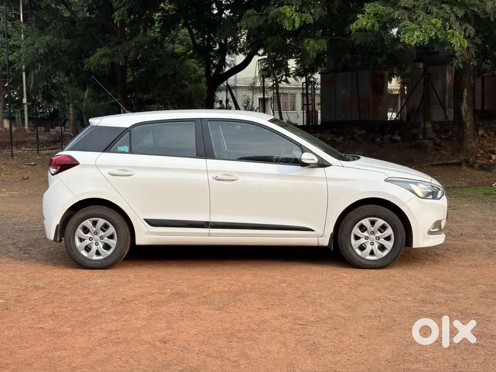 Hyundai I20 Petrol Spotz 2015