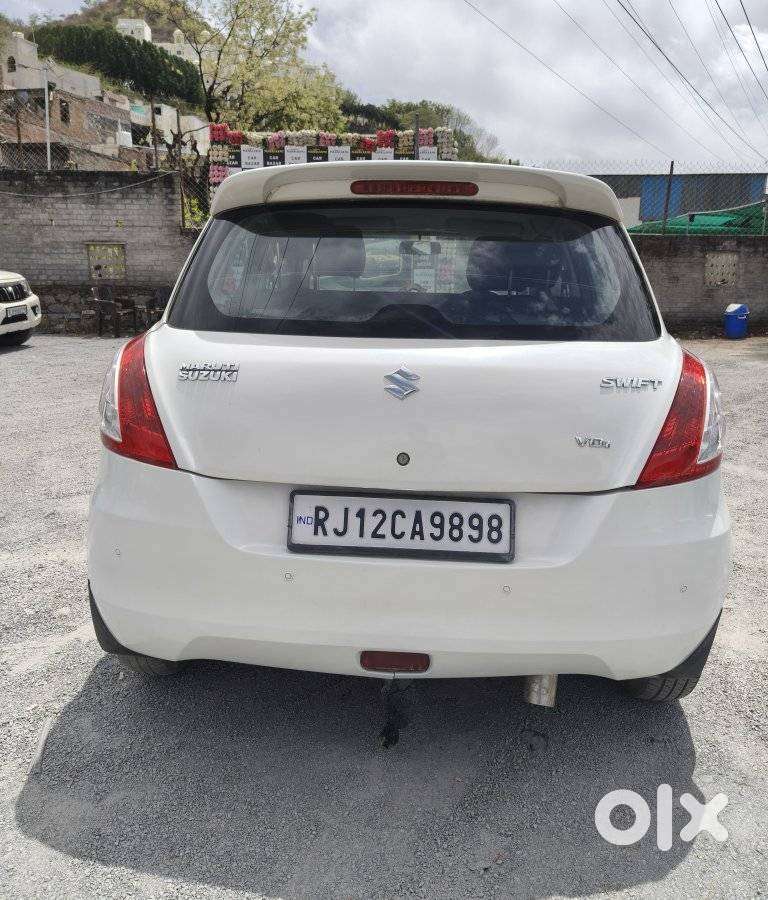Maruti Suzuki Swift Dzire Vdi Bsiv, 2014, Diesel