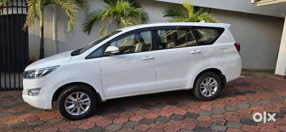Toyota Innova Crysta 2.8 Gx 2016 Single Owner
