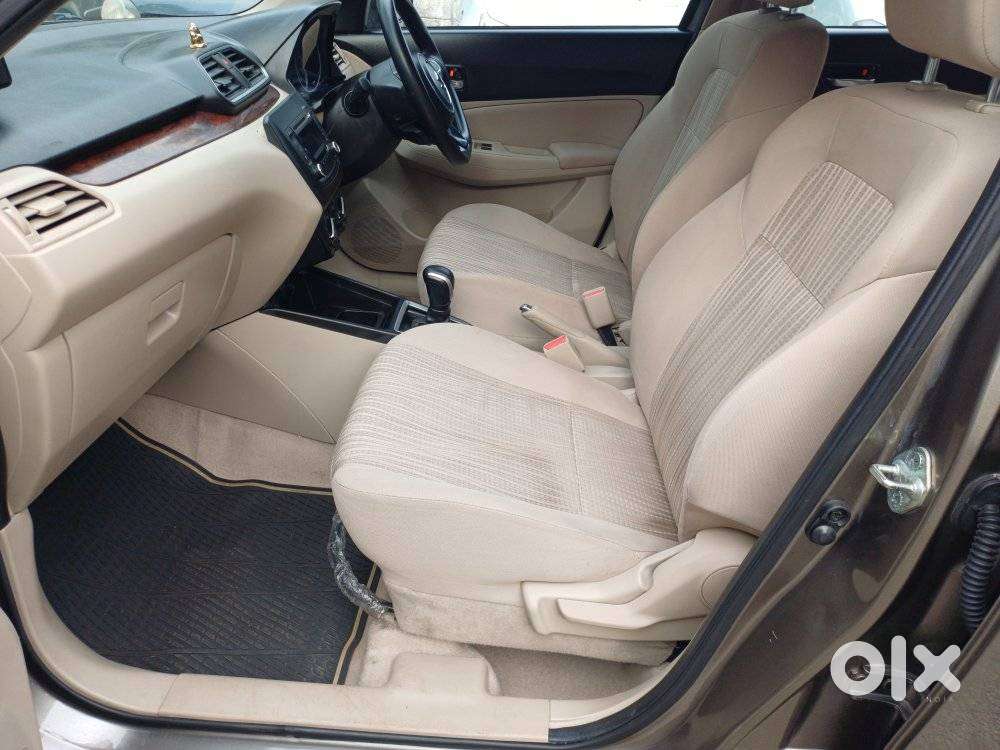 Maruti Suzuki Swift Dzire Vxi(o) Amt, 2018, Petrol