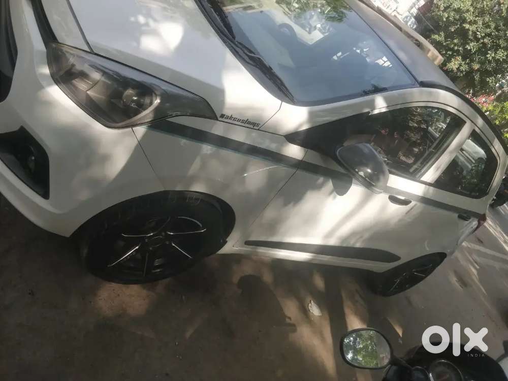 Hyundai Grand I10 2015 Petrol Manual 68000 Km