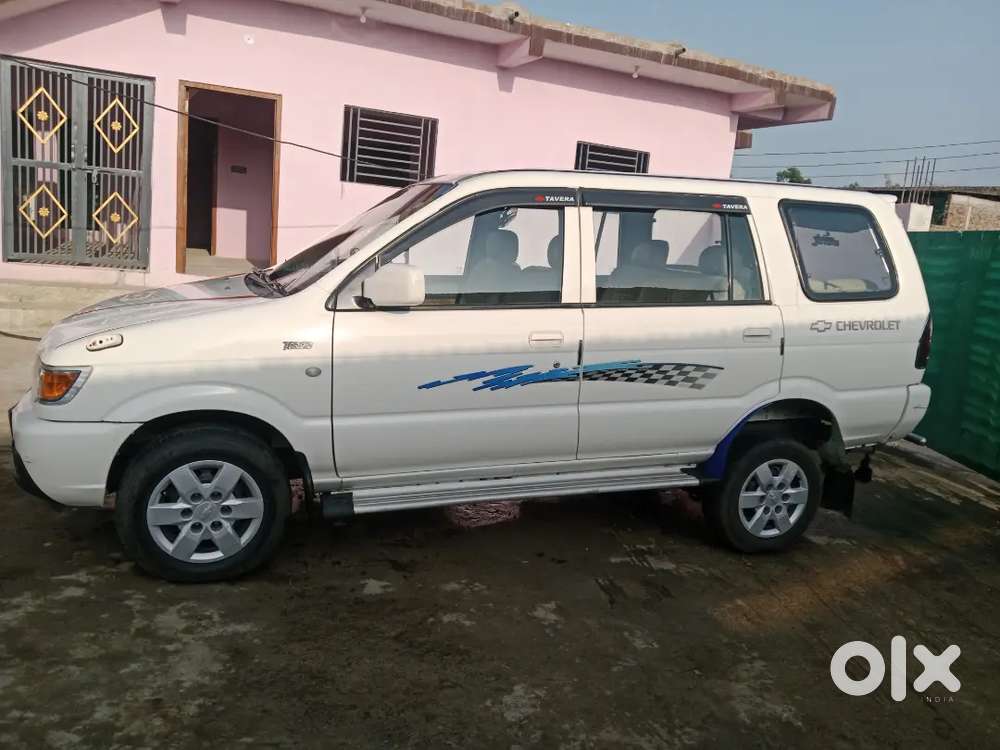 गाड़ी 1वन कंडीशन मे है