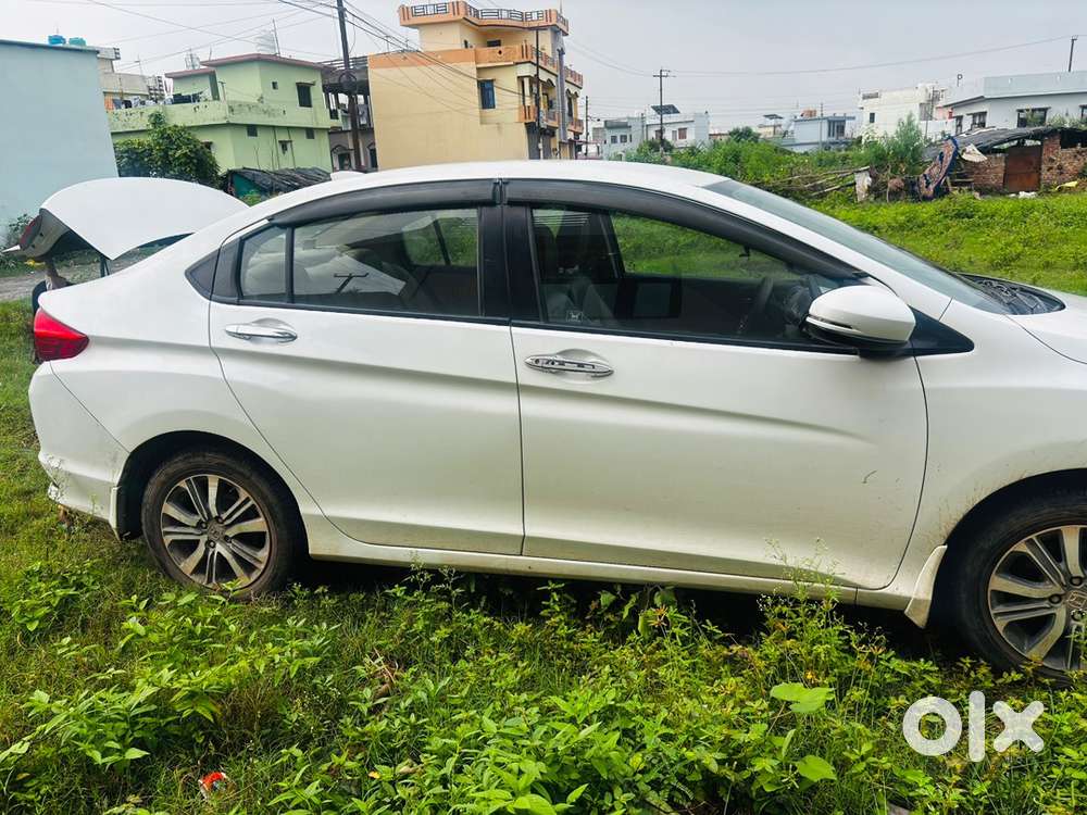 Honda City 2018 Petrol Well Maintained Under Warrenty