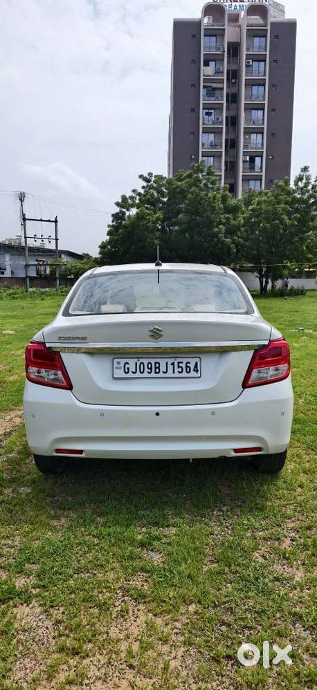 Maruti Suzuki Dzire 1.2 Vxi Amt, 2021, Petrol
