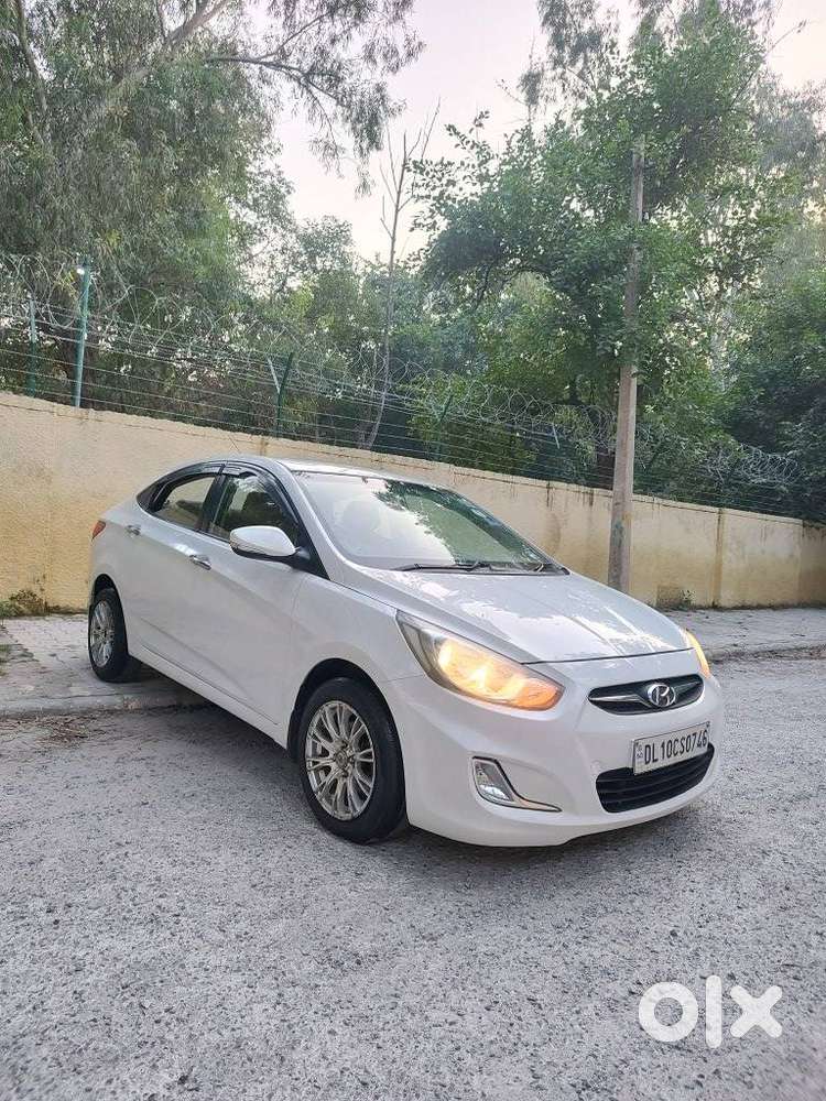 Hyundai Verna 1.6 Ex Vtvt, 2013, Petrol