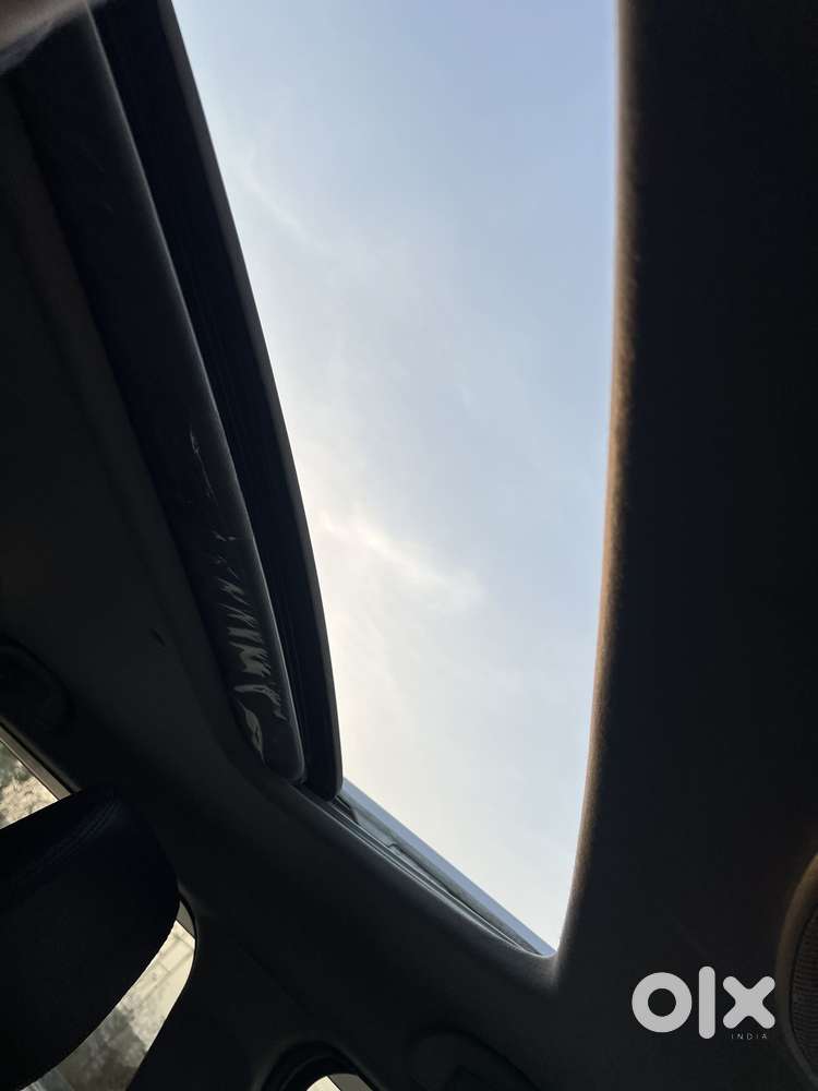 Maruti Suzuki Vitara Brezza Zxi + Mt, 2023, Petrol