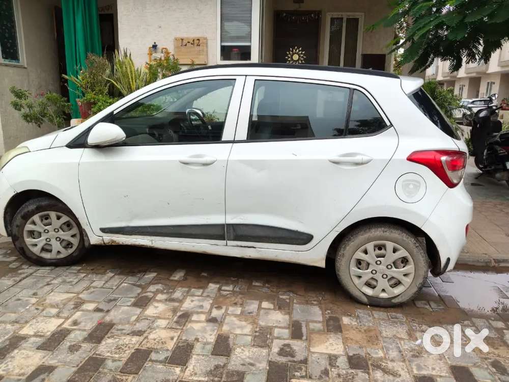 Hyundai Grand I10 Sportz 2015