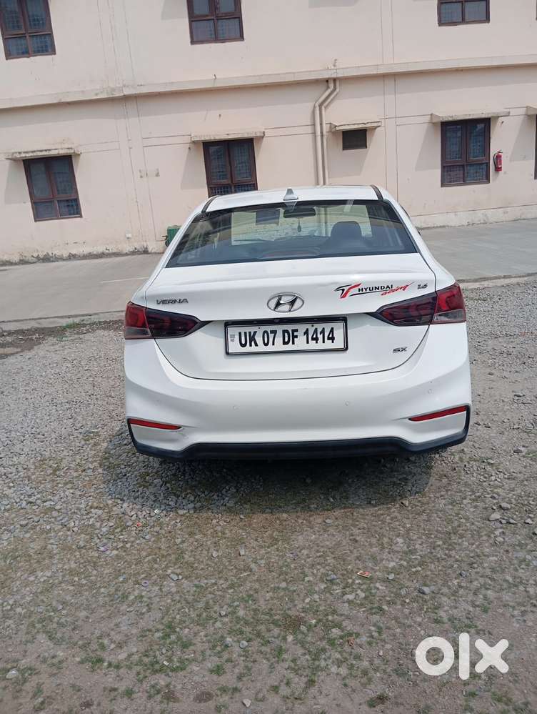 Hyundai Verna 1.5 Sx Vtvt, 2018
