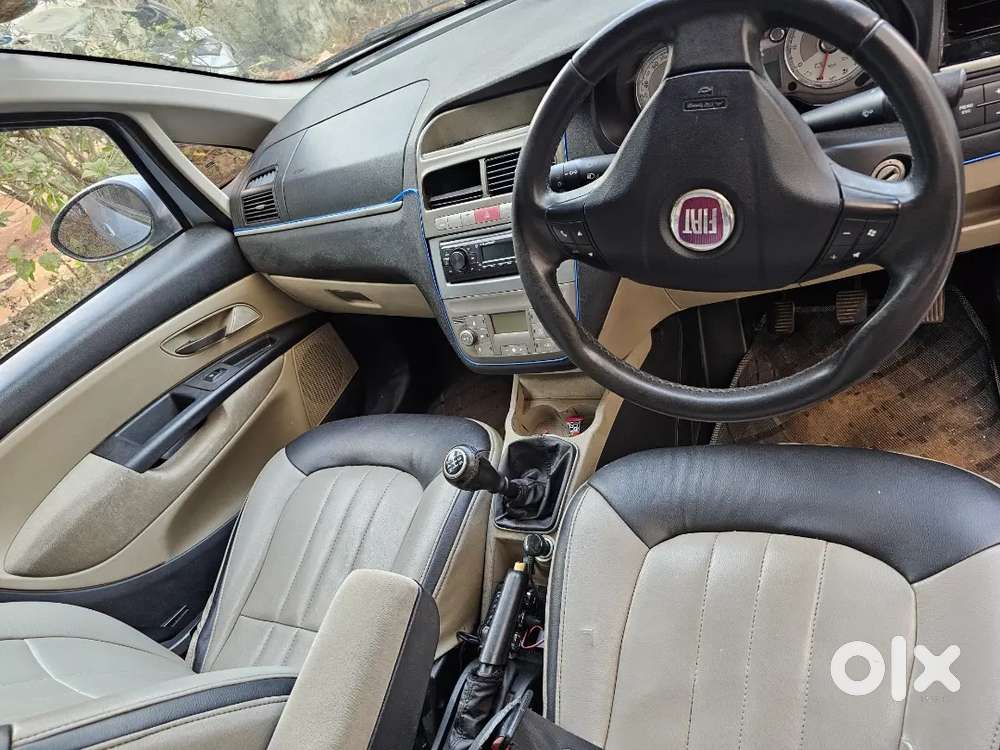 Fiat Linea 2010 Petrol 135000 Km Driven