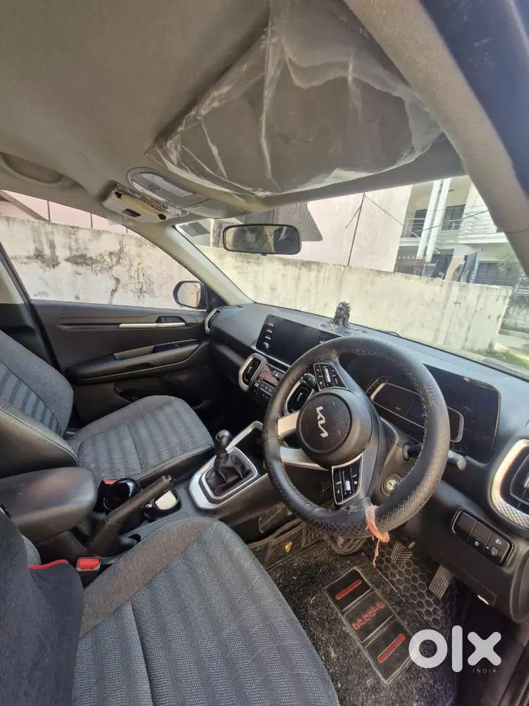 Kia Sonet 2023 ( August)petrol Well Maintained