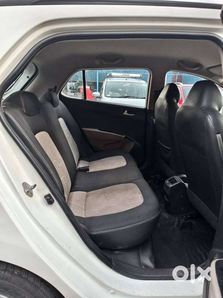 Hyundai Grand I10 Sportz, 2014, Petrol