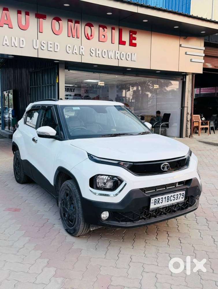 Tata Punch Accomplished Mt Sunroof, 2025, Petrol