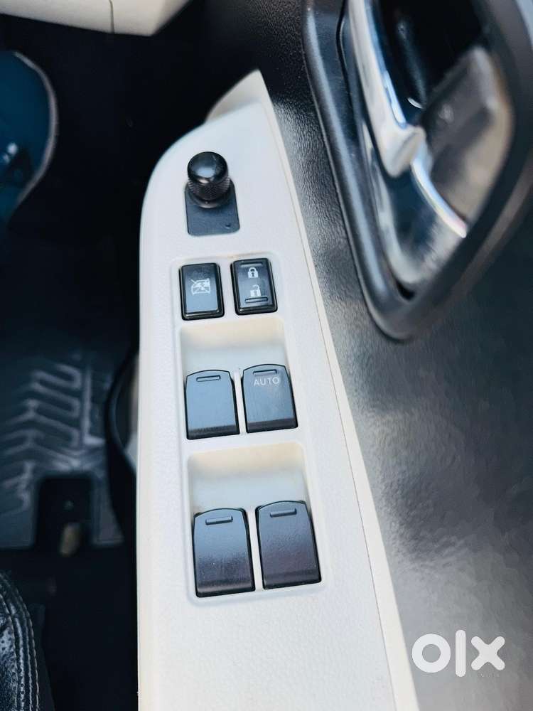 Maruti Suzuki Ignis 1.3 Amt Delta, 2016, Petrol