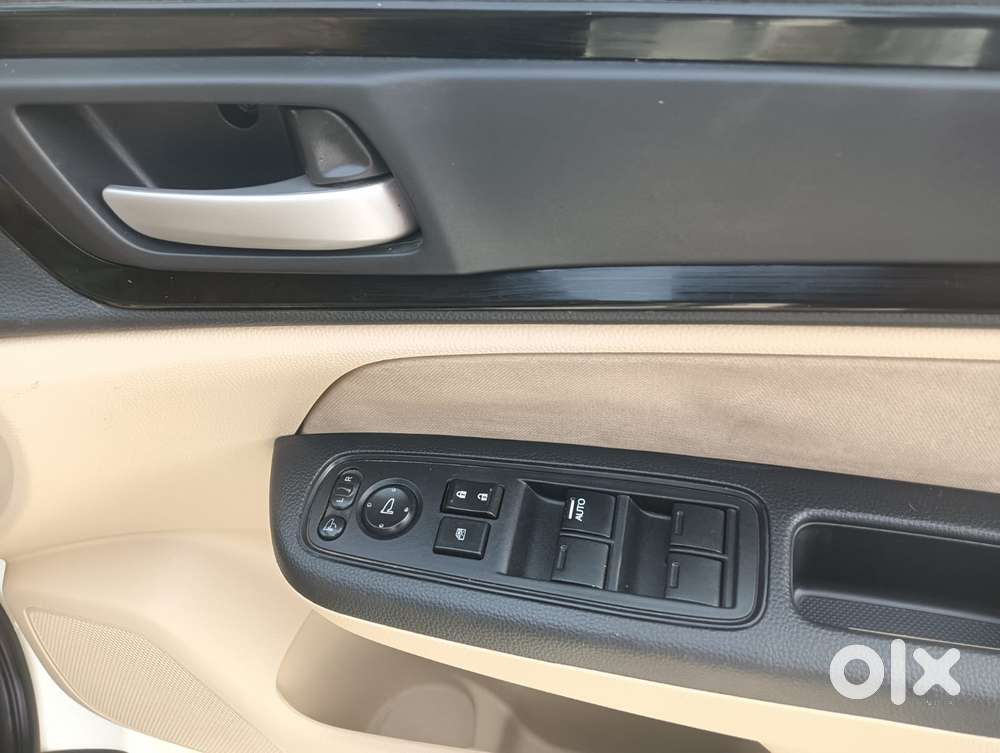 Honda Amaze 2nd Gen Vx, 2019, Petrol