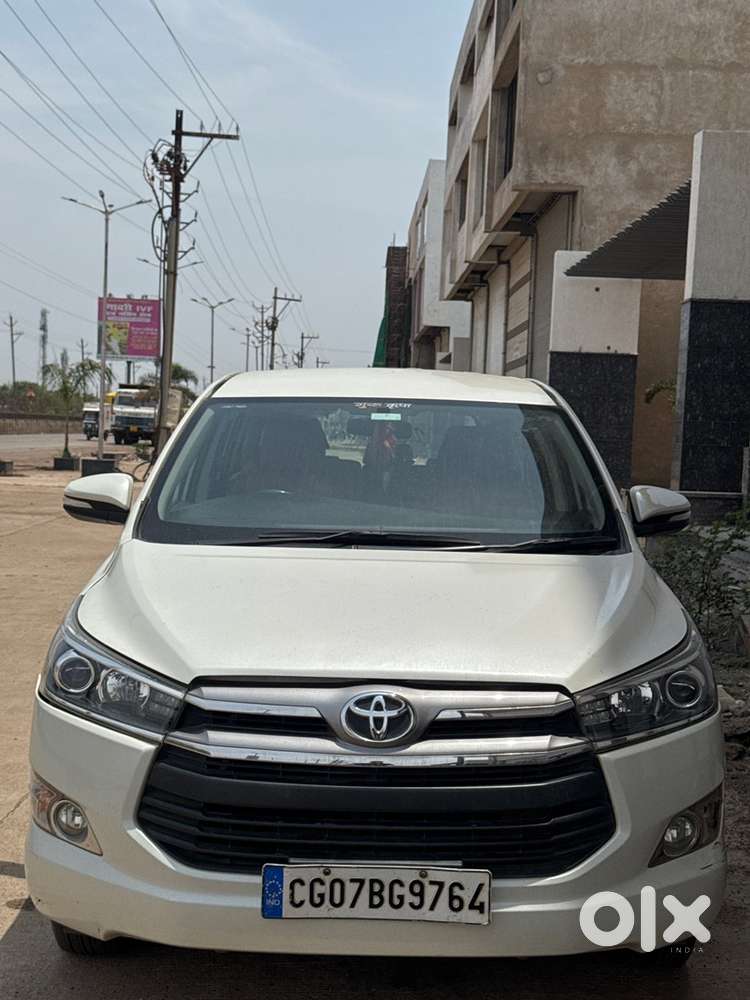 Toyota Innova Crysta 2017 Diesel Manual Year Pearl White