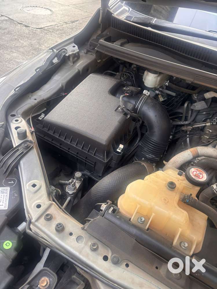 Toyota Innova Crysta [2020-ongoing] 2.4 Gx 7 Str, 2022, Diesel