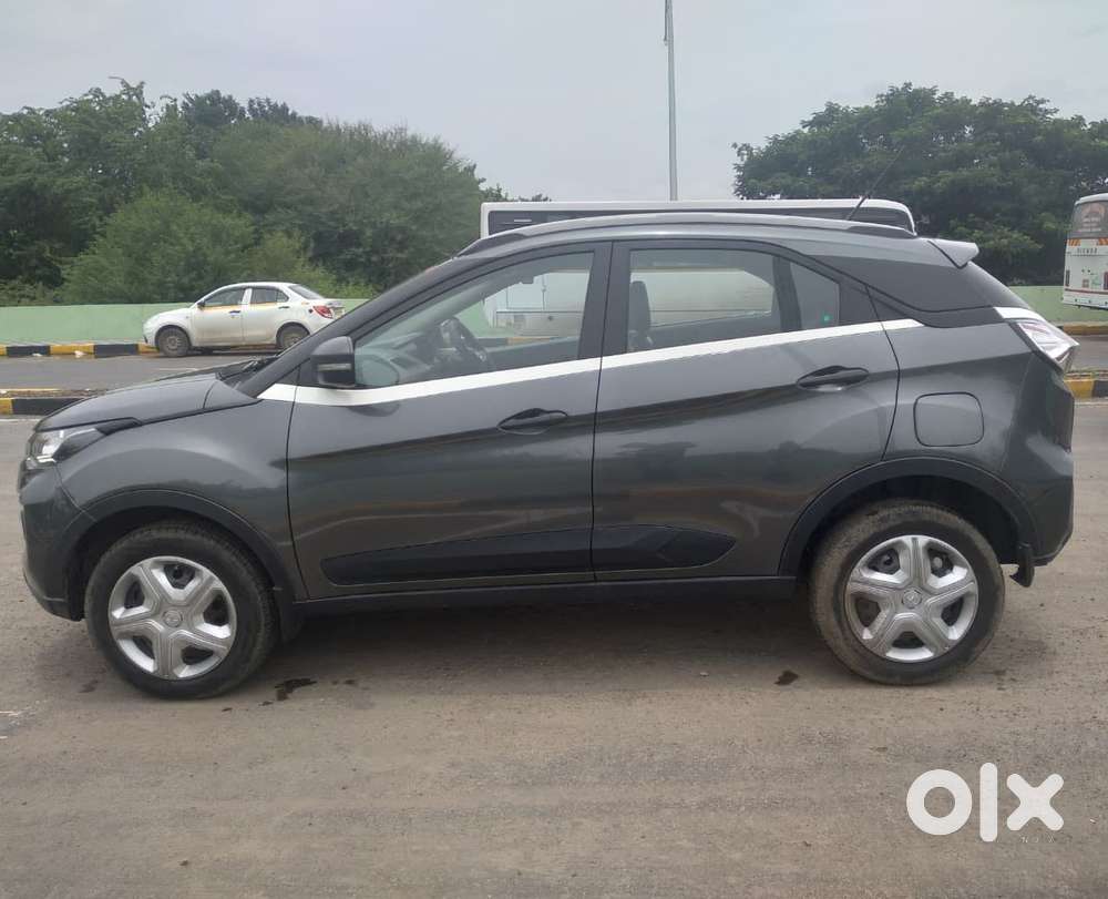 Tata Nexon 1.2 Revotron Xm (s), 2021, Petrol