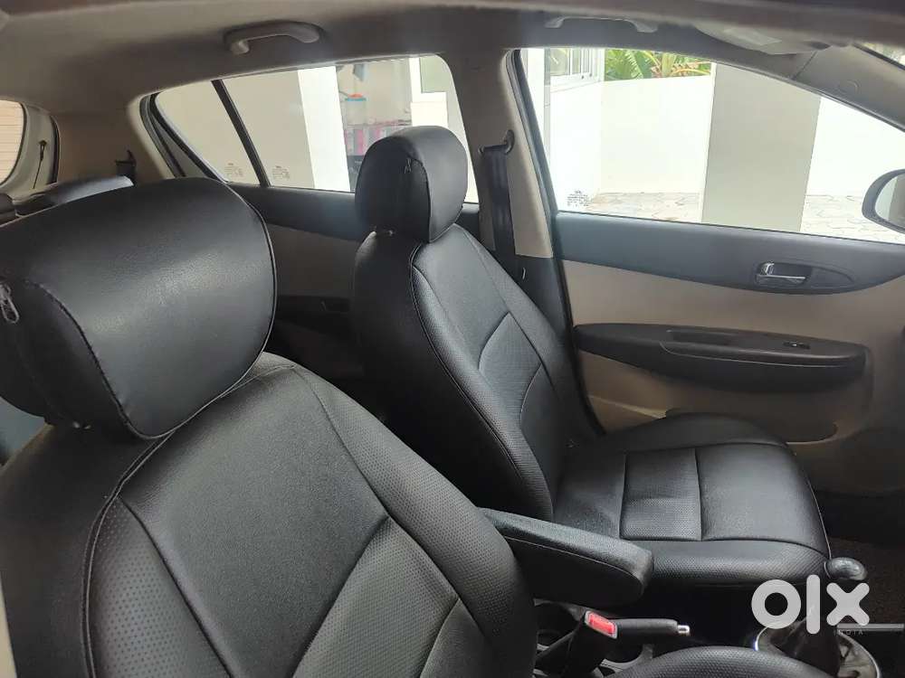 Topend 2012 1st Gen Facelift I20 1.4 Crdi Asta