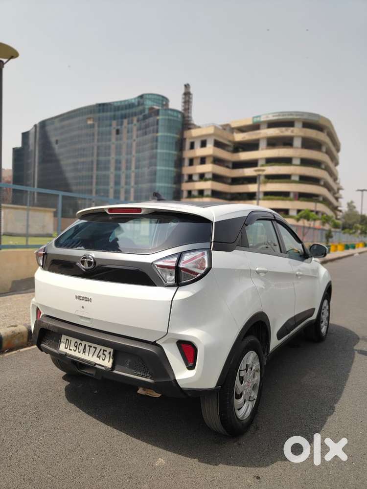 Tata Nexon 1.2 Revotron Xm (s), 2020, Petrol