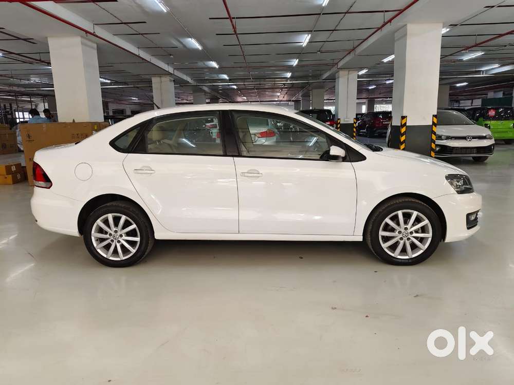 Volkswagen Vento 1.2 Tsi Highline Plus At, 2017, Petrol