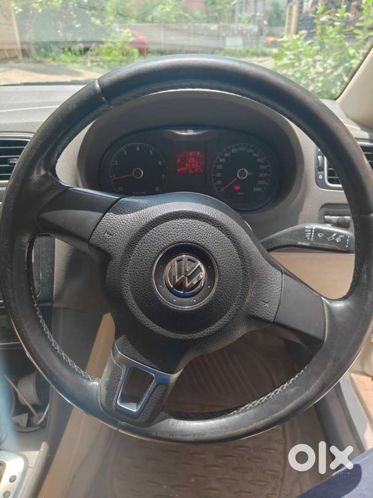 Volkswagen Vento 2011 Petrol