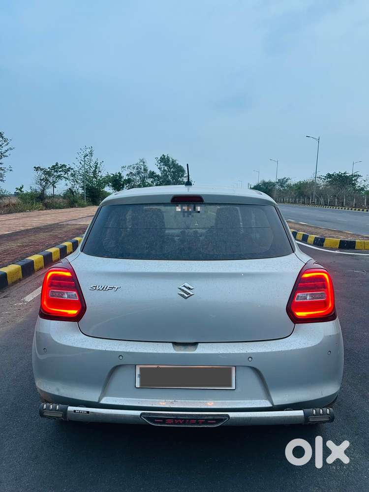 Maruti Suzuki Swift 1.2 Vxi (o), 2024, Petrol