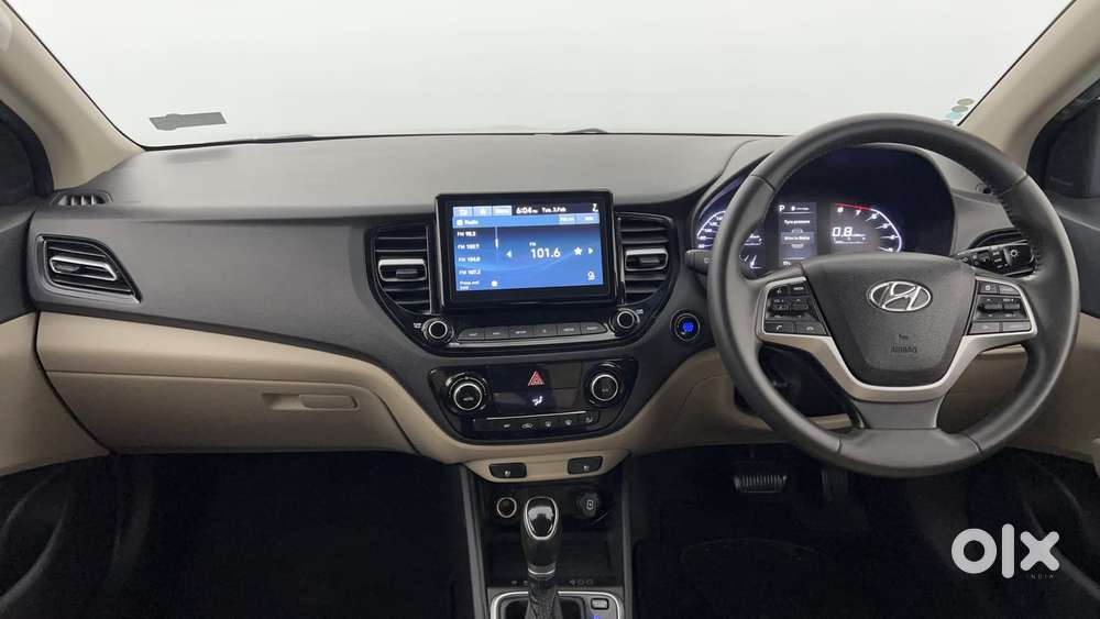 Hyundai Verna 1.5 Sx (o) Vtvt Ivt, 2022, Petrol