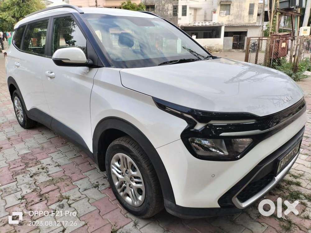 Kia Carens 2023 Petrol Good Condition