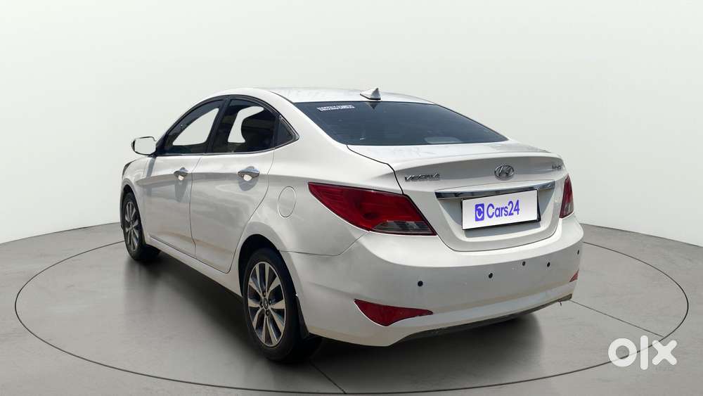 Hyundai Verna 1.6 Vtvt Sx, 2016, Petrol