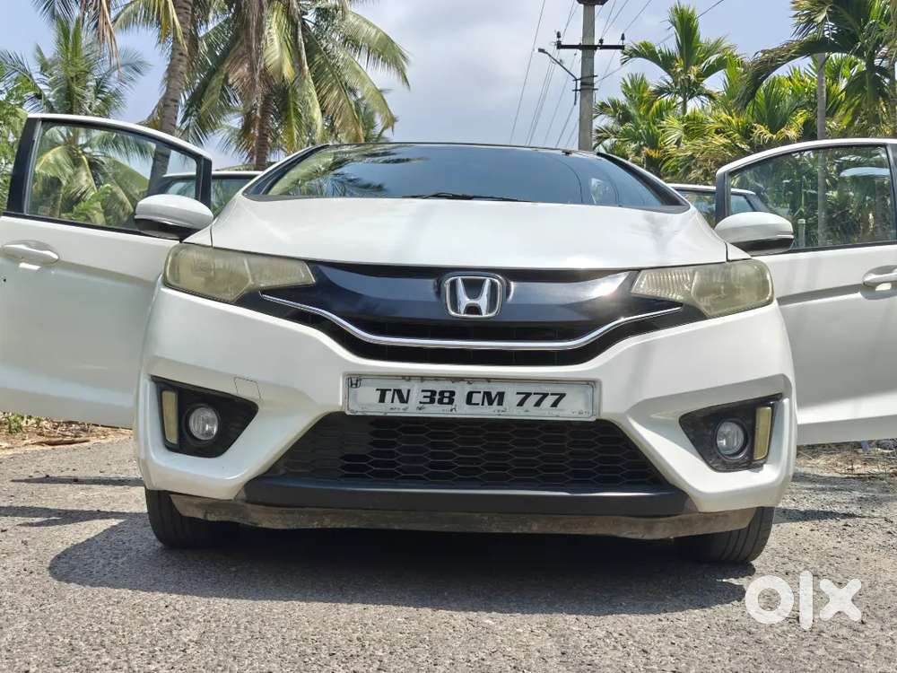 Honda Jazz 2017 Petrol Sv Well Maintained