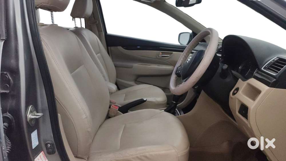 Maruti Suzuki Ciaz 2014-2017 At Zxi, 2016, Petrol