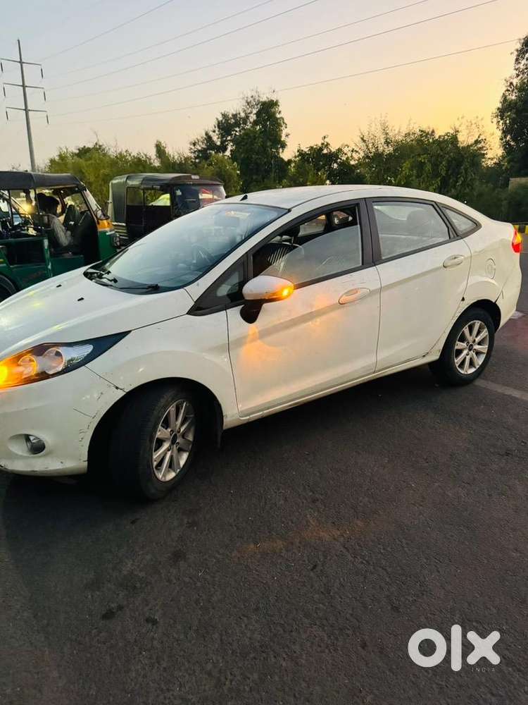 Ford Model 2012 Petrol Manual