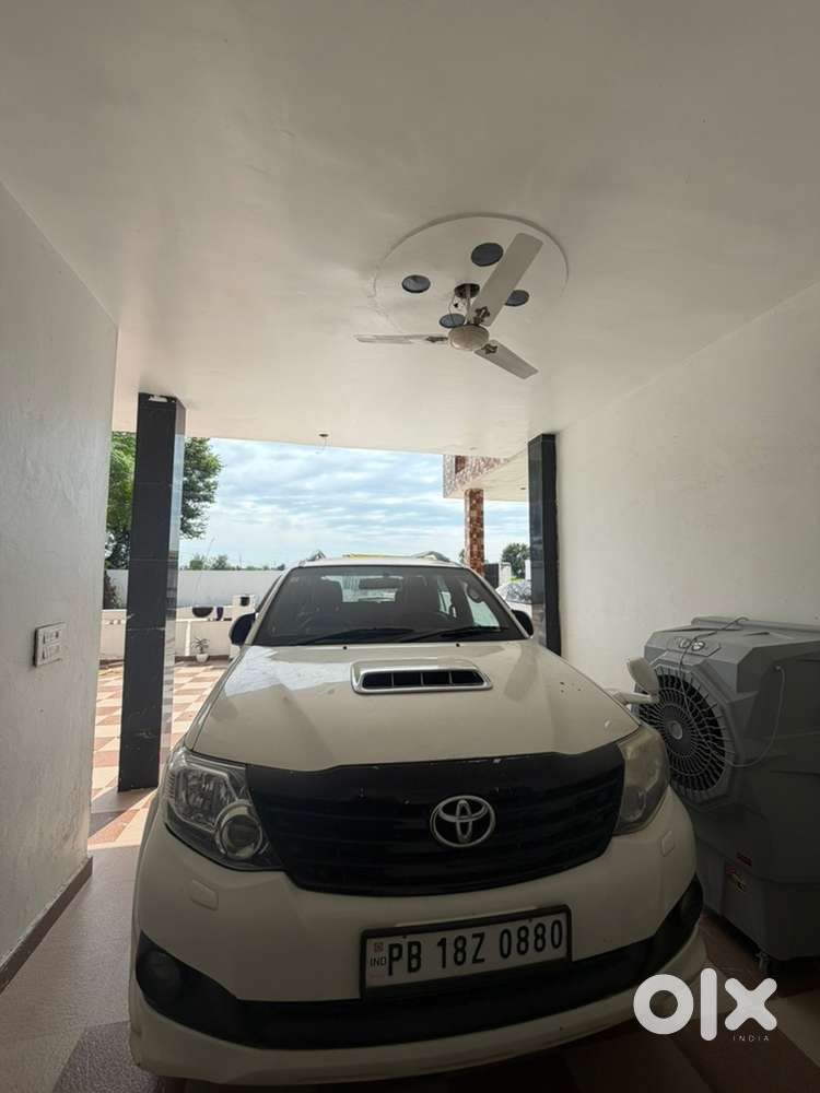 Toyota Fortuner Diesel 2013