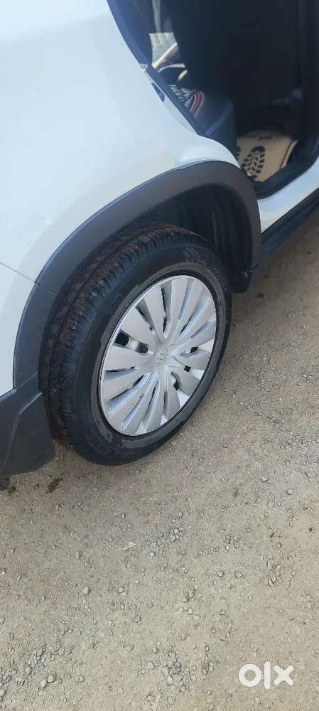 Maruti Suzuki Brezza Lxi 2021 Hybrid Manual