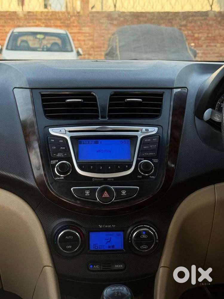 Hyundai Verna Sx 1.5 Petrol Ivt, 2014, Petrol