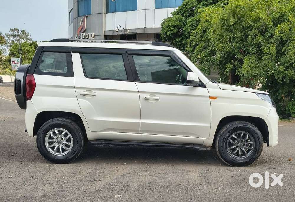 Mahindra Tuv 300 T10, 2018, Diesel