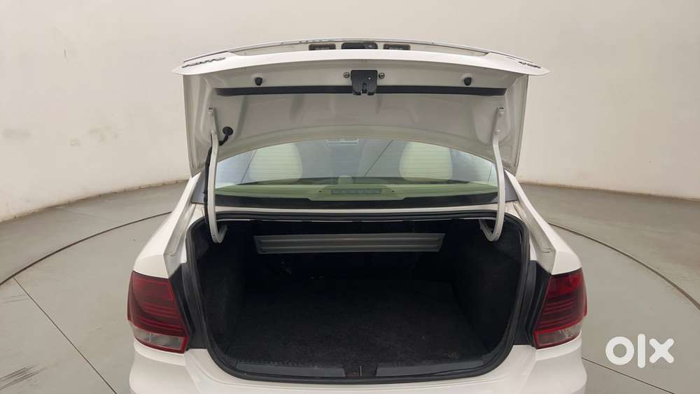 Volkswagen Vento 1.6 Highline, 2020, Petrol