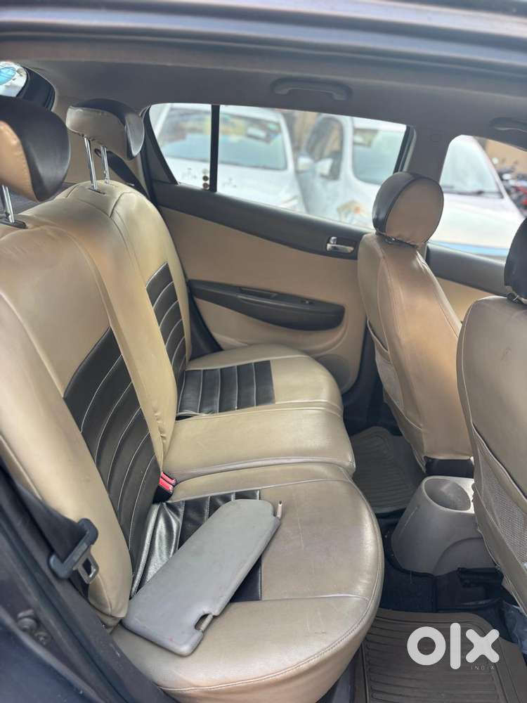 Hyundai I20 1.4 Sportz, 2011, Petrol
