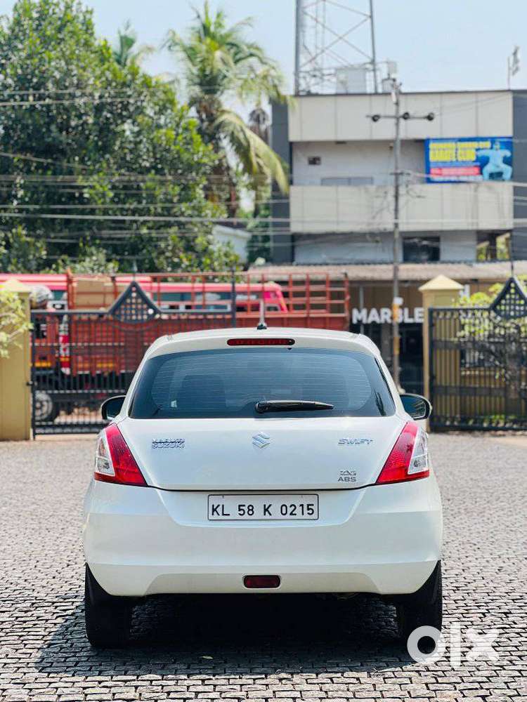 Maruti Suzuki Swift 1.3 Zxi, 2013, Petrol