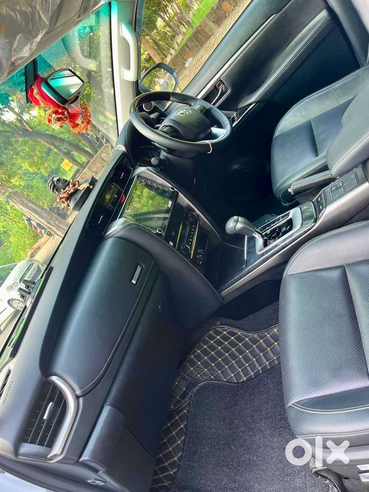 Toyota Fortuner 3.0 4x2 Automatic, 2024, Petrol