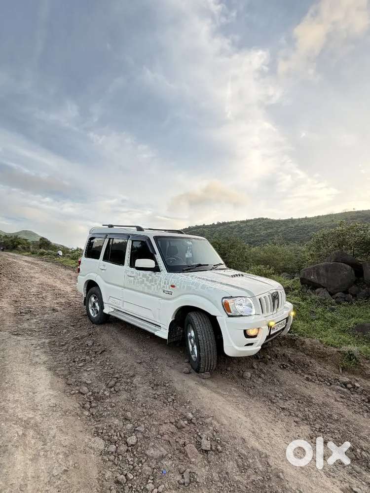 Mahindra Scorpio Classic 2010 Diesel Manual