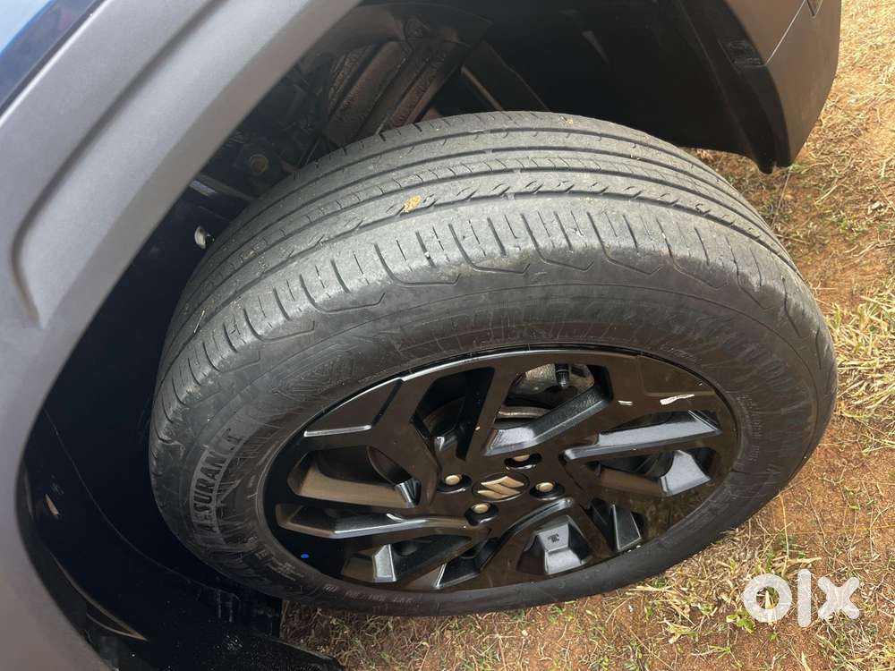 Maruti Suzuki Fronx Delta Plus 1.2l Mt, 2023, Petrol