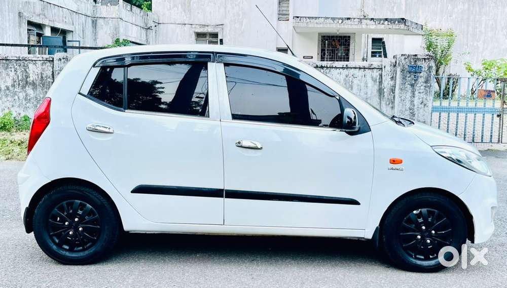 Hyundai I10 Petrol Manual 2015