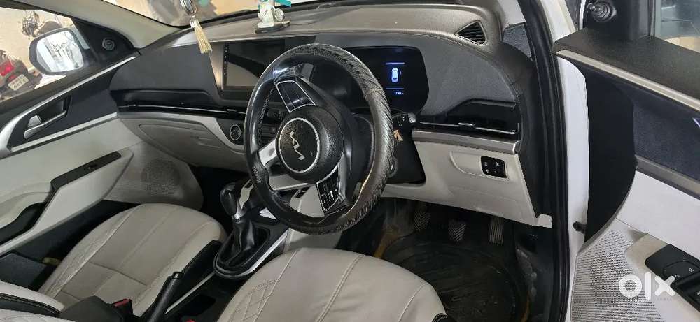 Kia Carens 2023 Petrol Manual