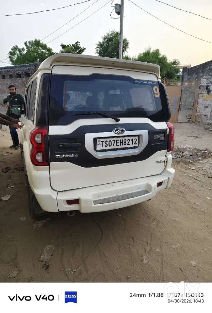 Mahindra Scorpio 2015 Diesel Well Maintained