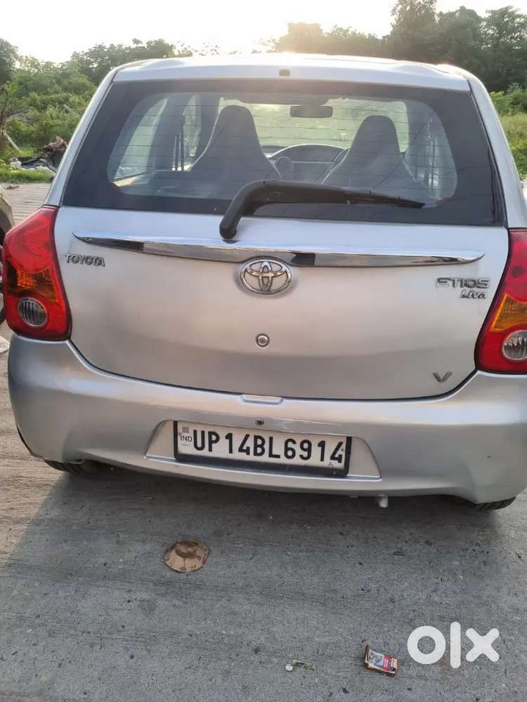 Toyota Etios Liva 2011 Variant