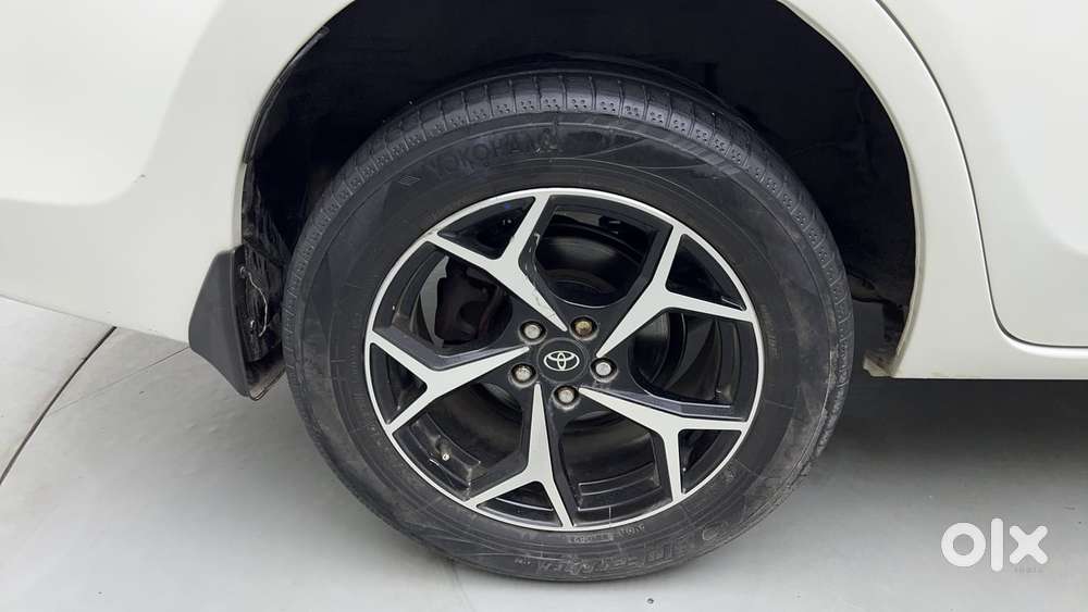 Toyota Corolla Altis 2013-2017 Vl At, 2017, Petrol