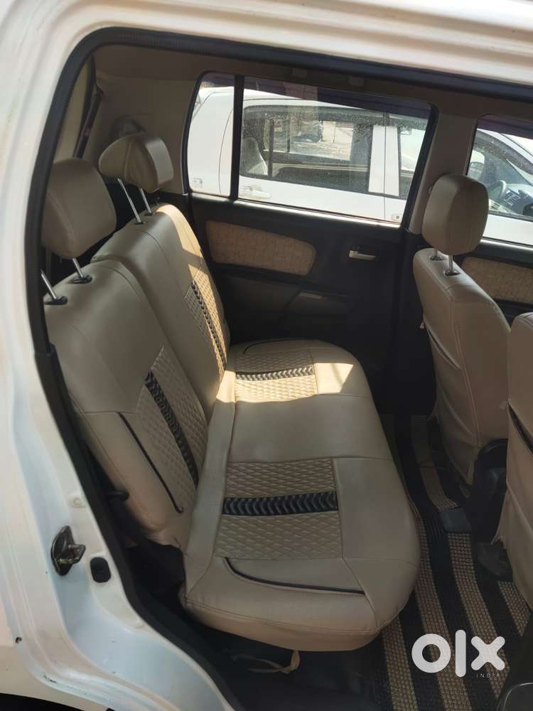 Maruti Suzuki Wagon R Amt Vxi, 2017, Petrol